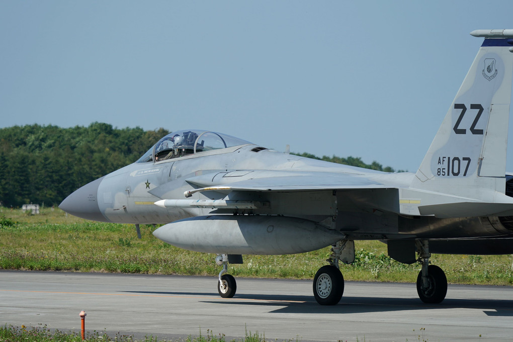 米軍F15