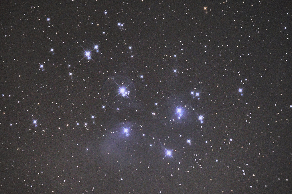 M45 プレアデス星団(すばる)