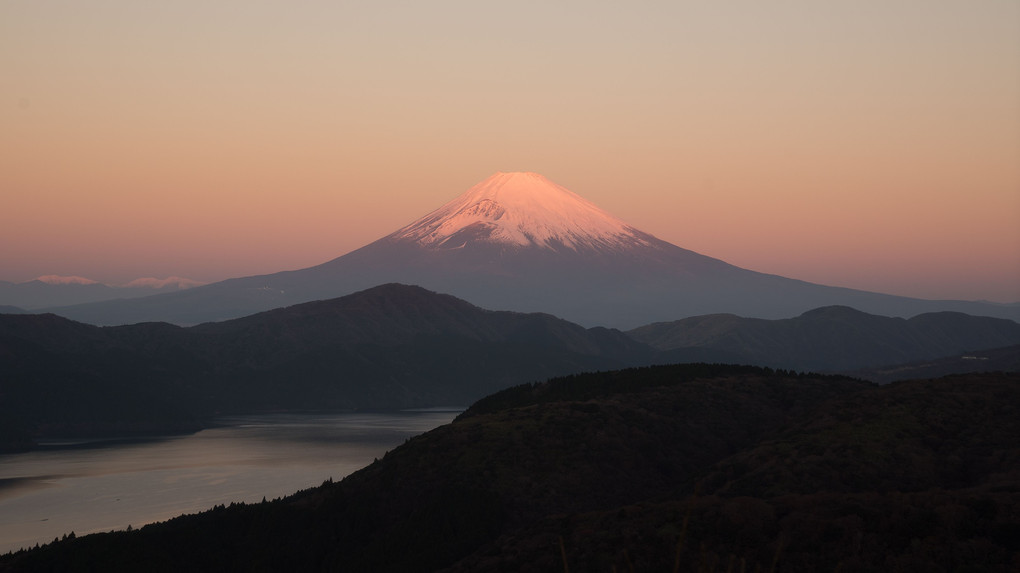 箱根大観山から望む朝焼けの富士山 