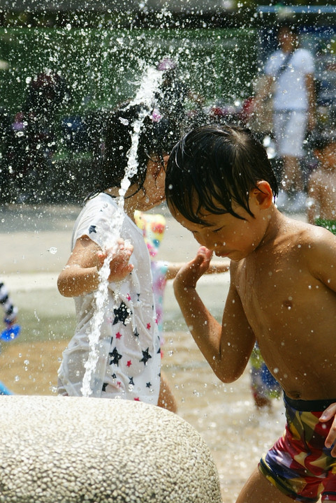 水遊び　～子供たちの夏休み～