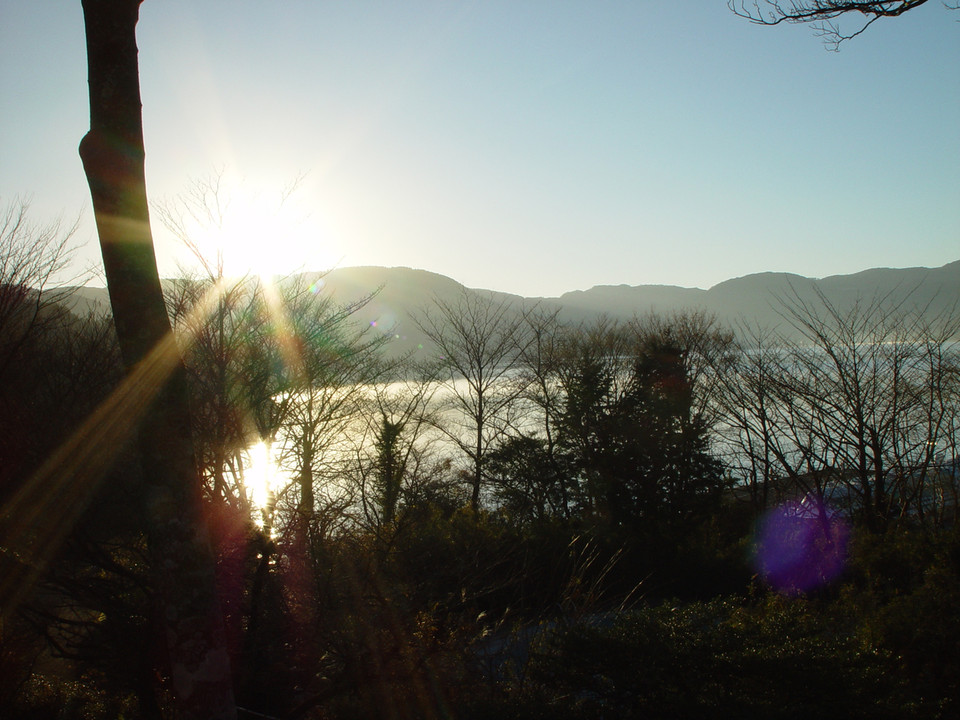 芦ノ湖から見た朝陽