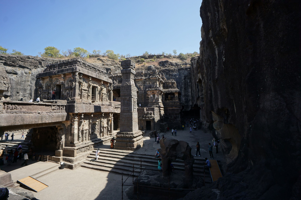 インド：エローラ石窟群