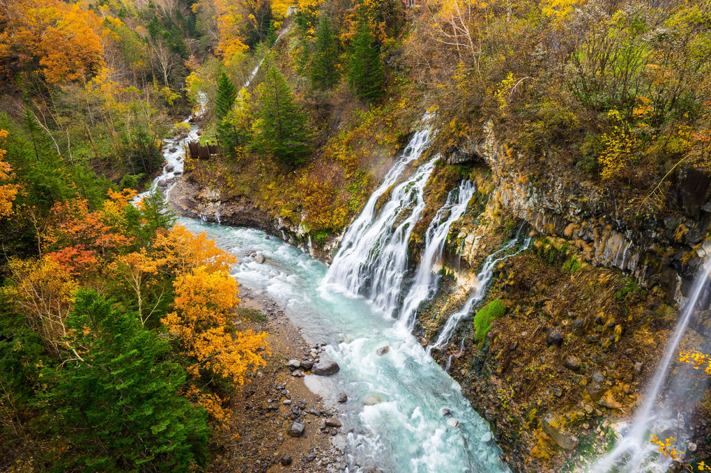 秋の白髭の滝