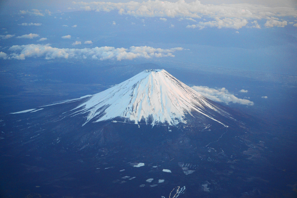 春を待つ富士山