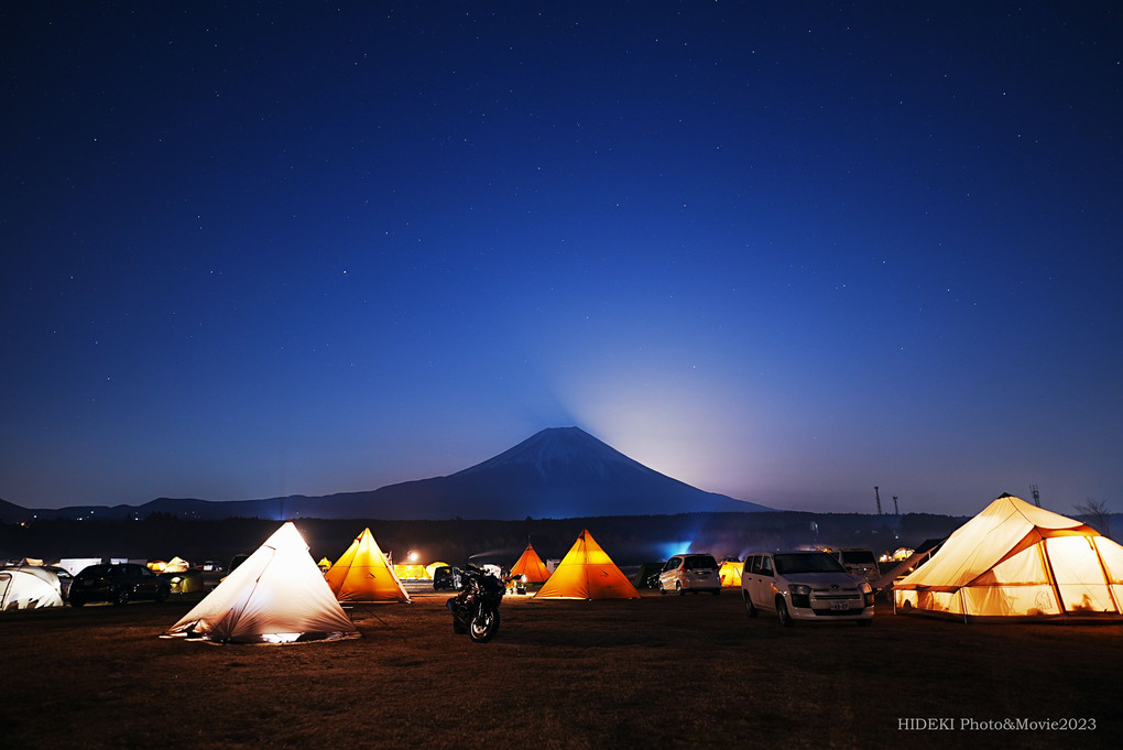 小さな富士山テントたち