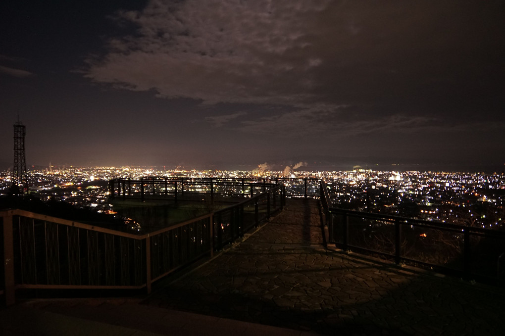 岩本山公園の夜景観覧場所