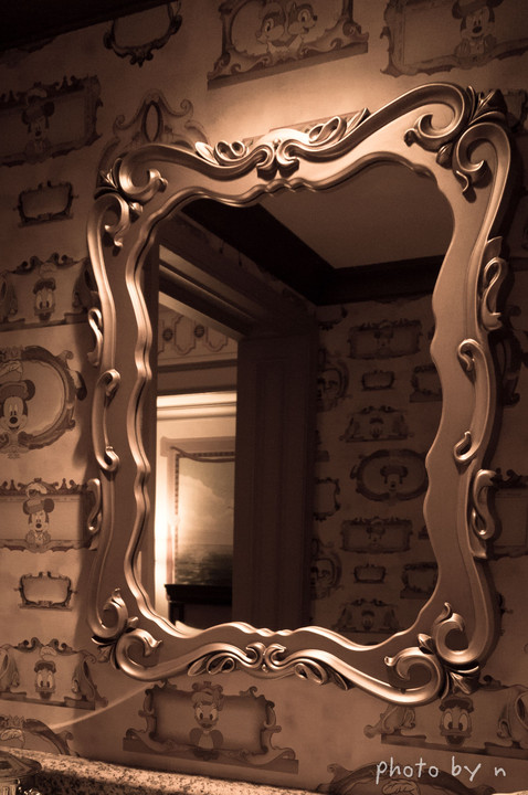 鏡よ、鏡・・・。