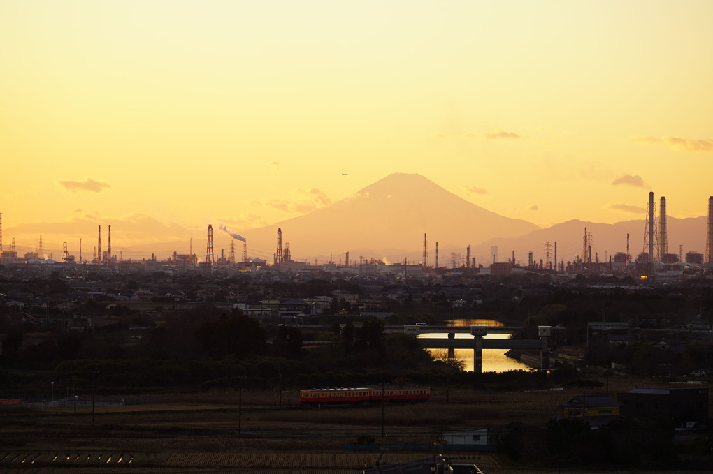富士山と小湊鐡道と