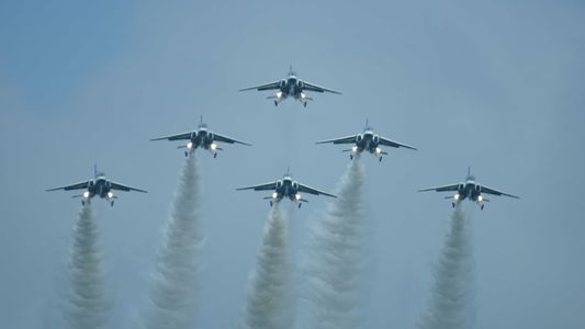 北海道千歳市｢航空自衛隊 千歳基地航空祭 ブルーインパルス 2016｣