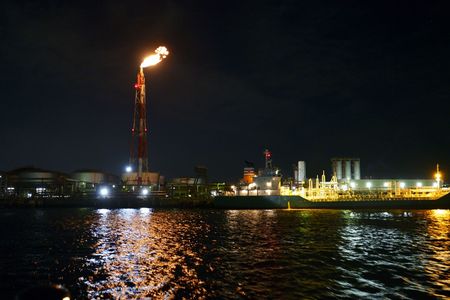 京浜工業地帯工場夜景（フレアスタック）