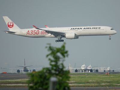 お帰り　A350-1000