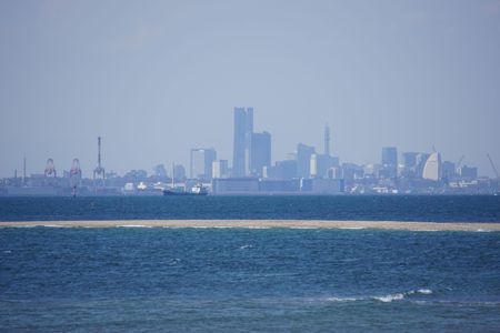 富津岬から見る横浜