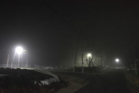 不気味な霧の夜でした