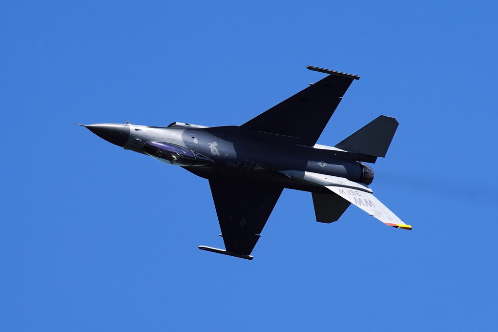 2017年三沢基地航空祭　その17　F16機動