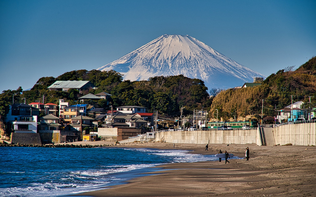 江ノ電と富士山風景＠江ノ島電鉄:七里ヶ浜