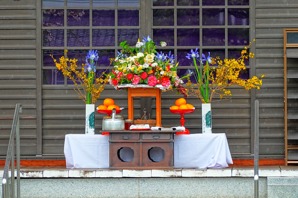 今日4月8日は『花祭り』(灌仏会)です。 