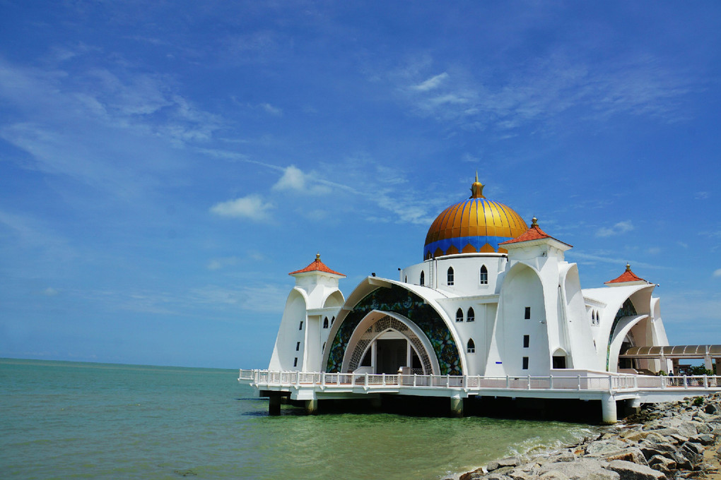 海辺のモスク ～マラッカ海峡