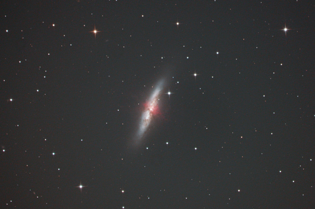 ☆5月のソラさんぽ６～葉巻銀河 M82