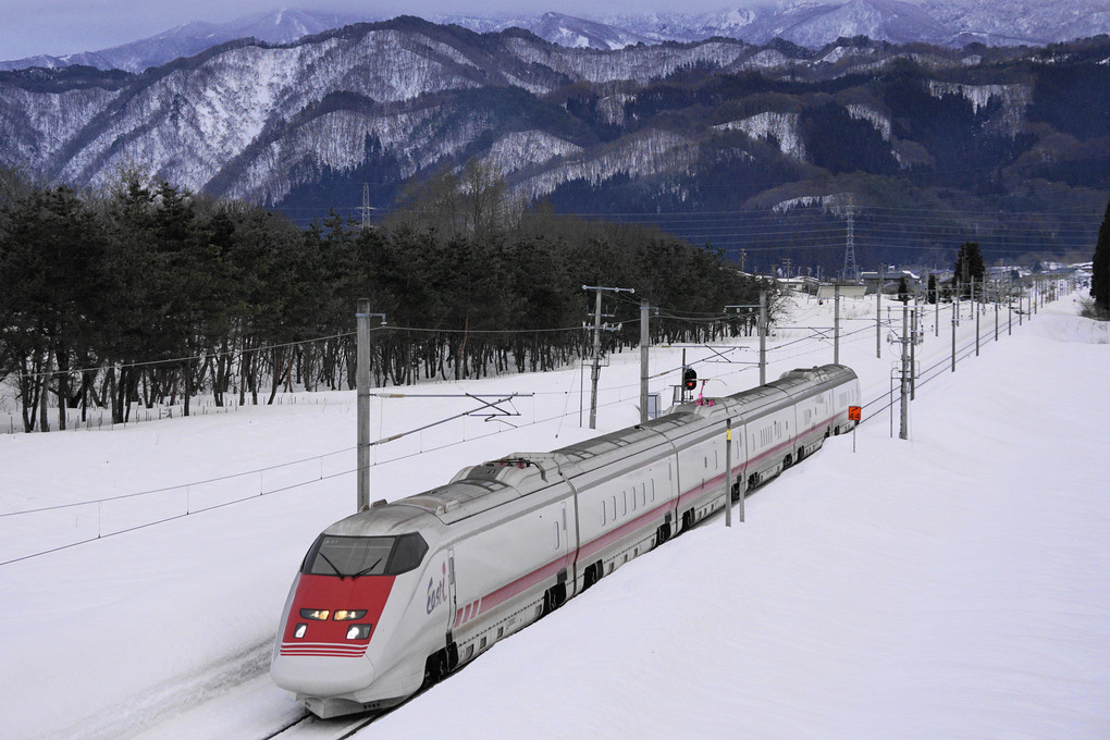 α6000で撮る冬の山形新幹線