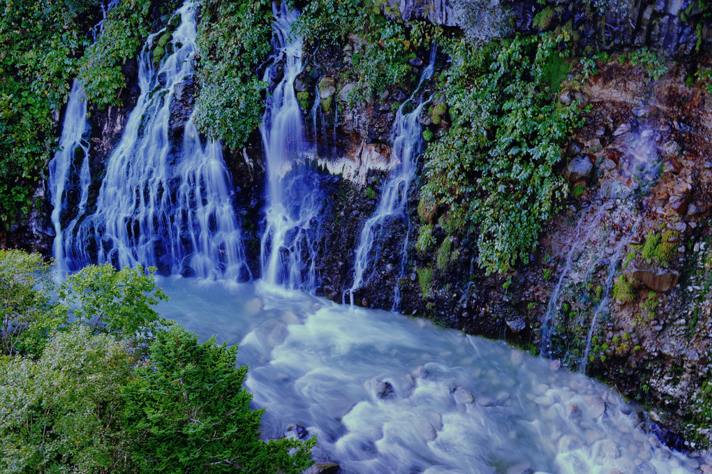 北海道の風景　美瑛白ひげの滝