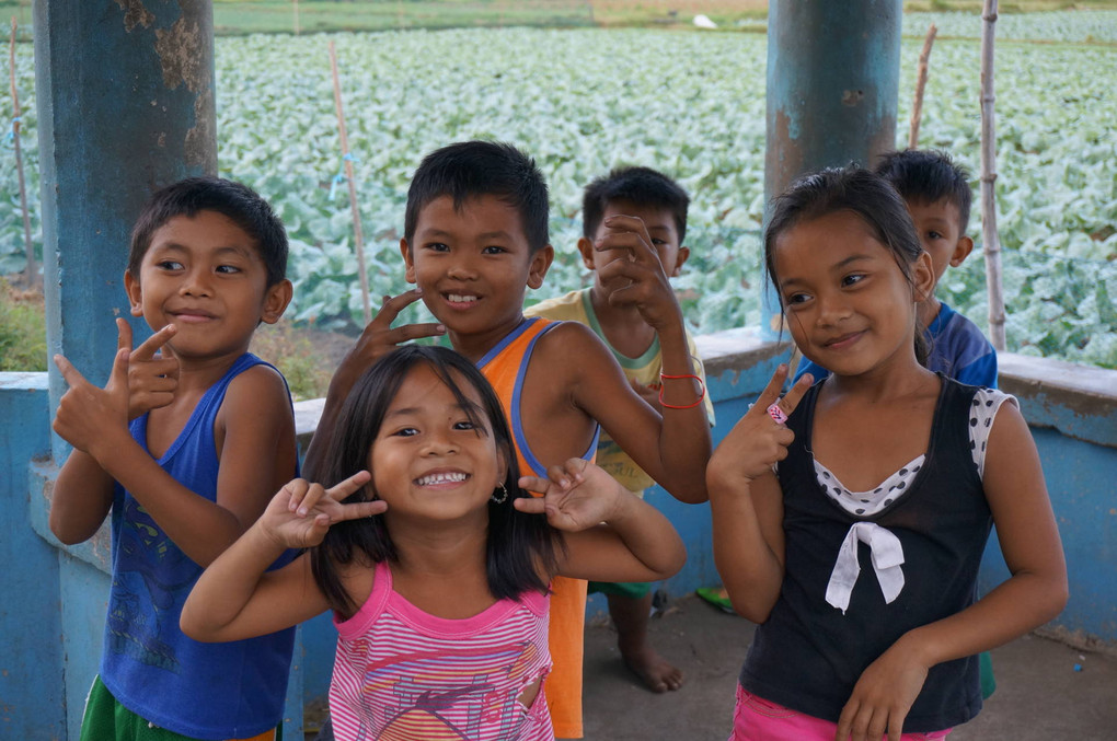 無邪気なフィリピンの子供達(idoling.19さん) | αcafe αの写真投稿サイト | ソニー