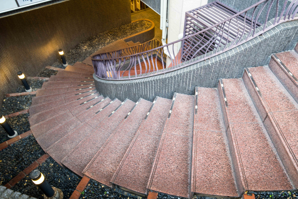 2017　撮り始め　名古屋駅付近のホテル　螺旋階段