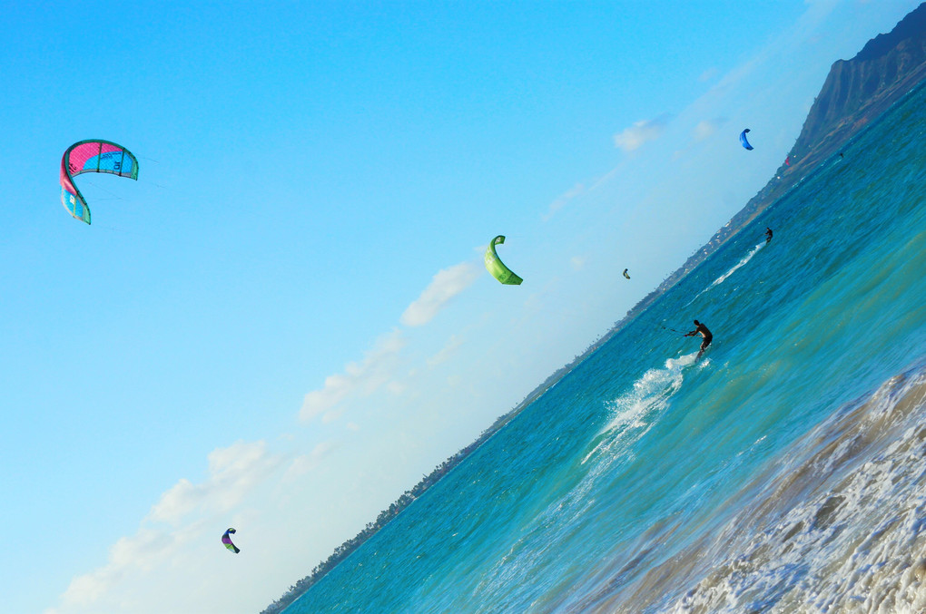 ×Windsurfing　→　Kitesurfing