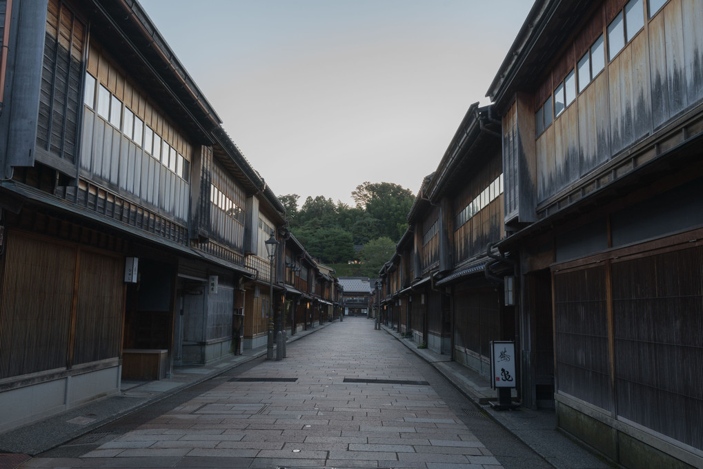 金沢の和の趣　茶屋街を歩く
