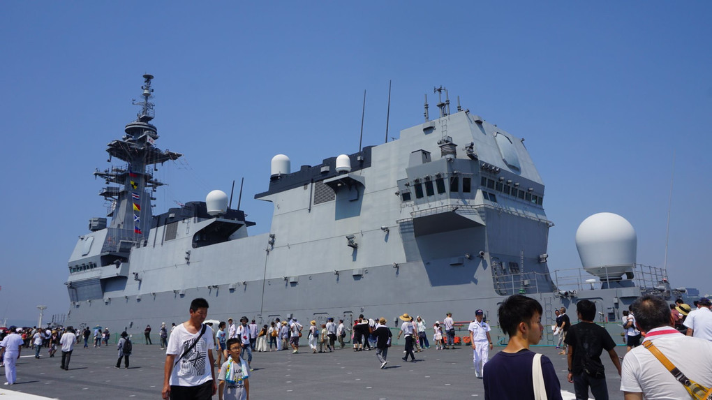 護衛艦いずも和歌山港
