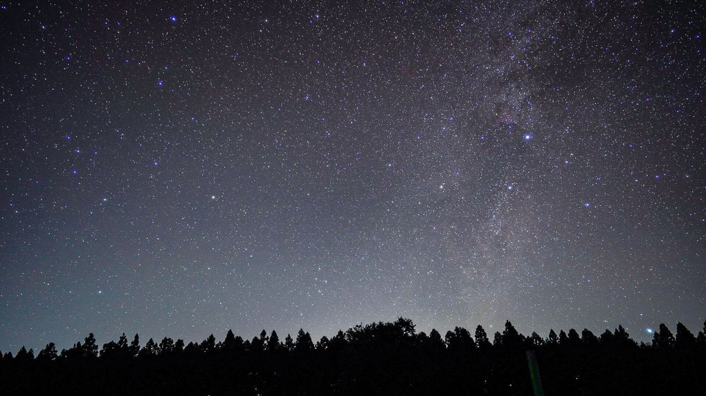 オリオン座と天の川星空撮影