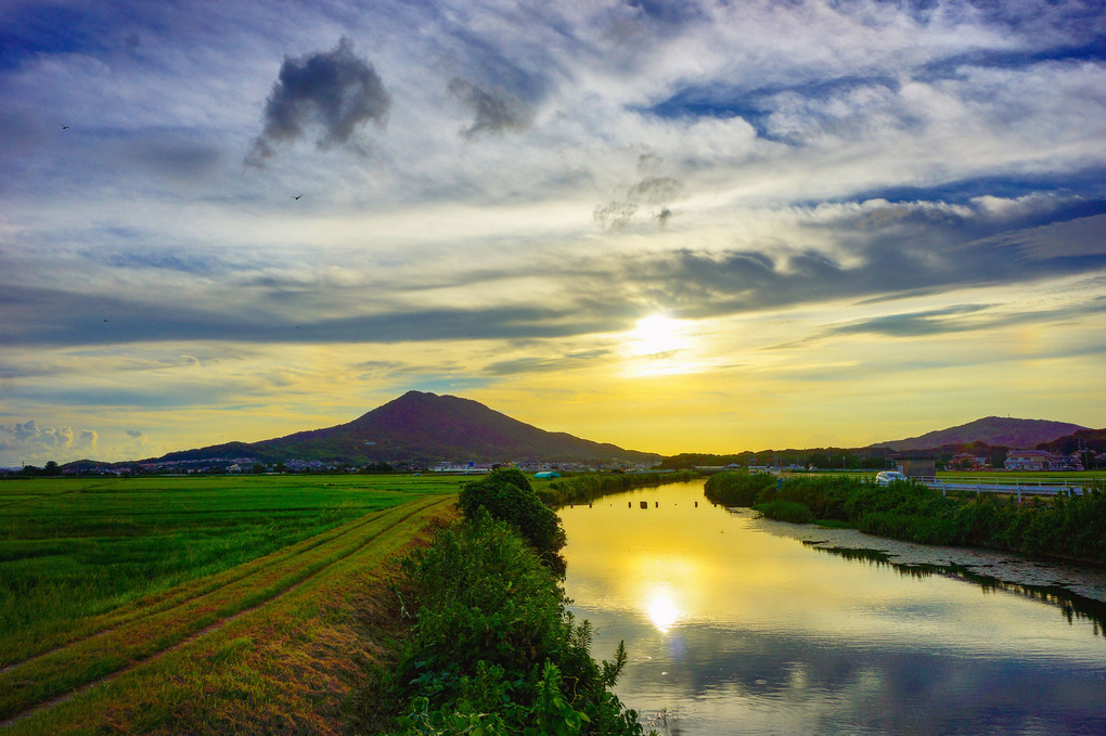 可也山に沈む夕日