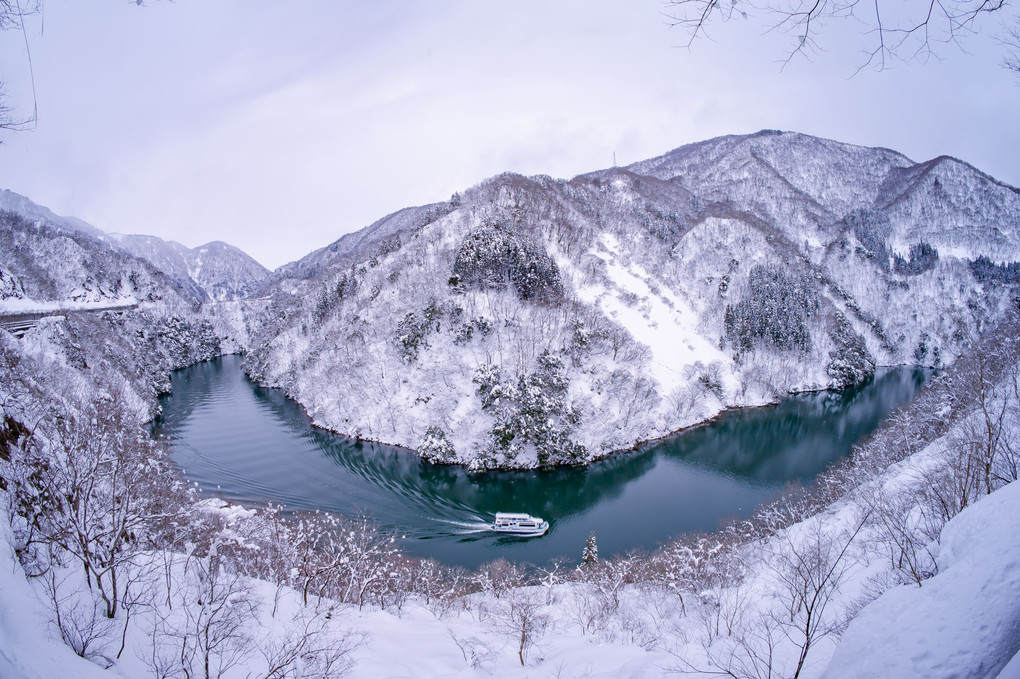 雪の庄川峡(2)