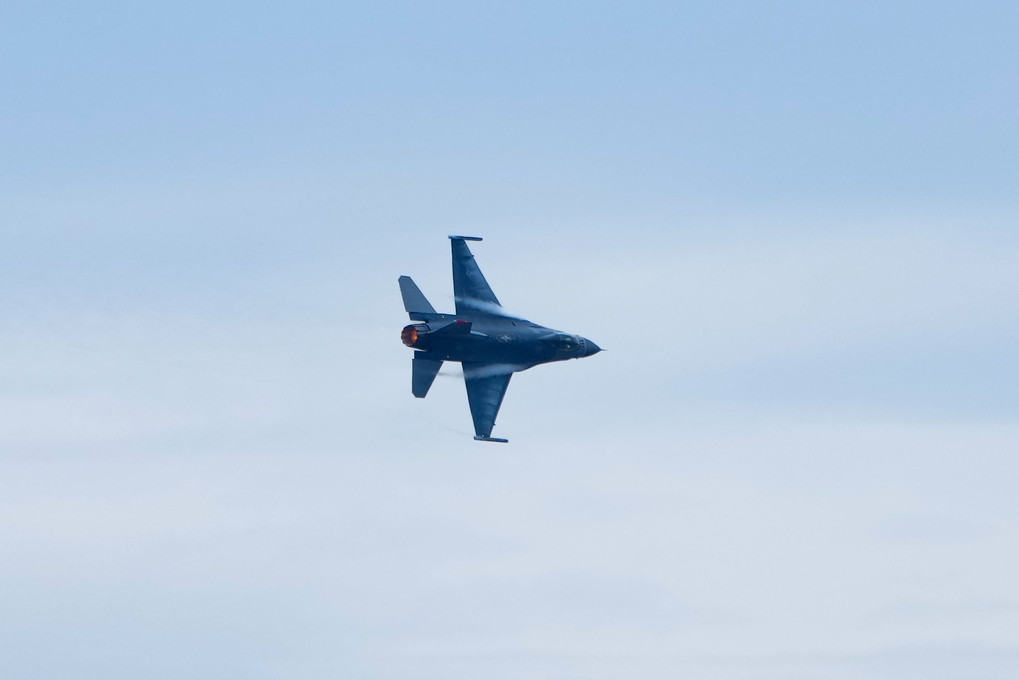 防府航空祭 2023　その２　米軍機F１６の凄まじい曲技飛行！