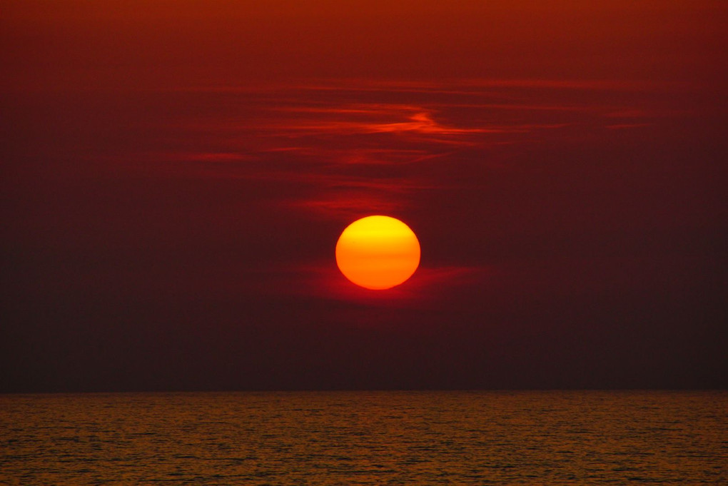 黄金岬から見た夕陽
