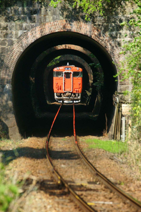 芸備線トンネル３段抜き19-05（広島）