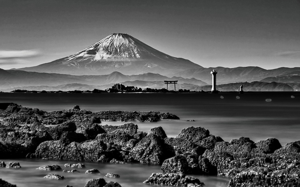 青空を海に溶かして・・富士山/幻想的風景＠真名瀬海岸:感動表現