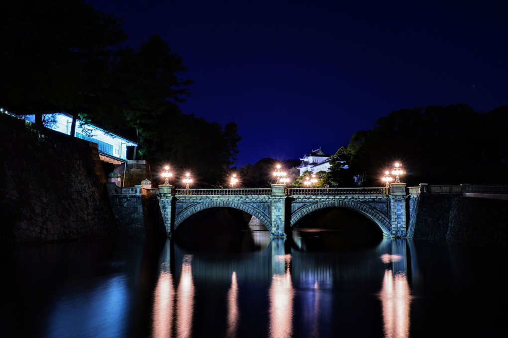 皇居二重橋のライトアップ