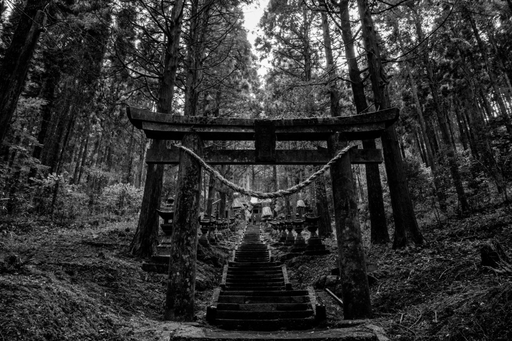 Kami-shikimi Kumano-imasu Shrine