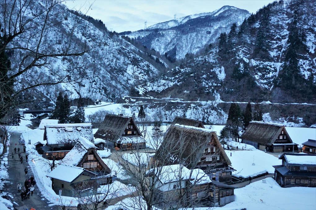 世界遺産・雪の五箇山・「幻想のあかり」