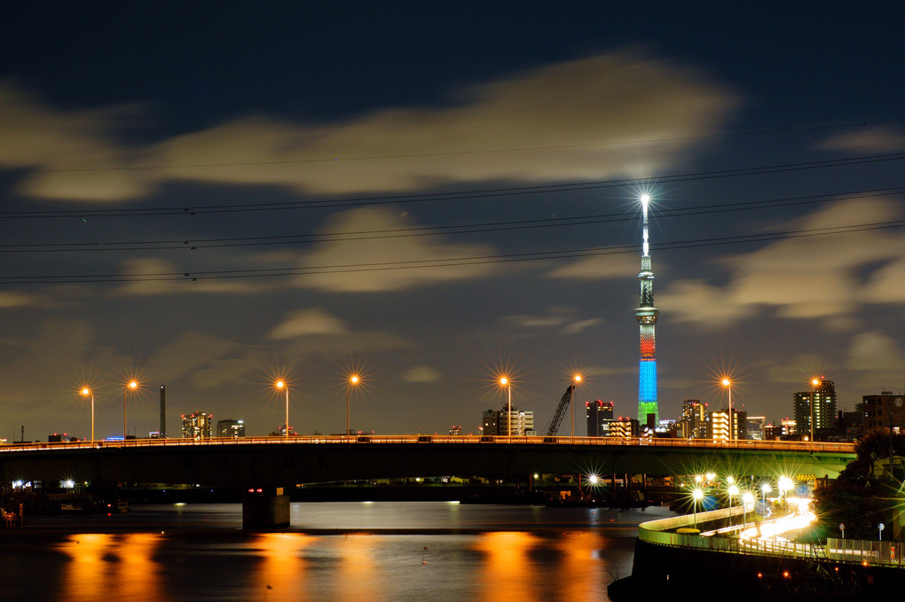 東京2020パラリンピック競技大会開催1年前　点灯　色温度編