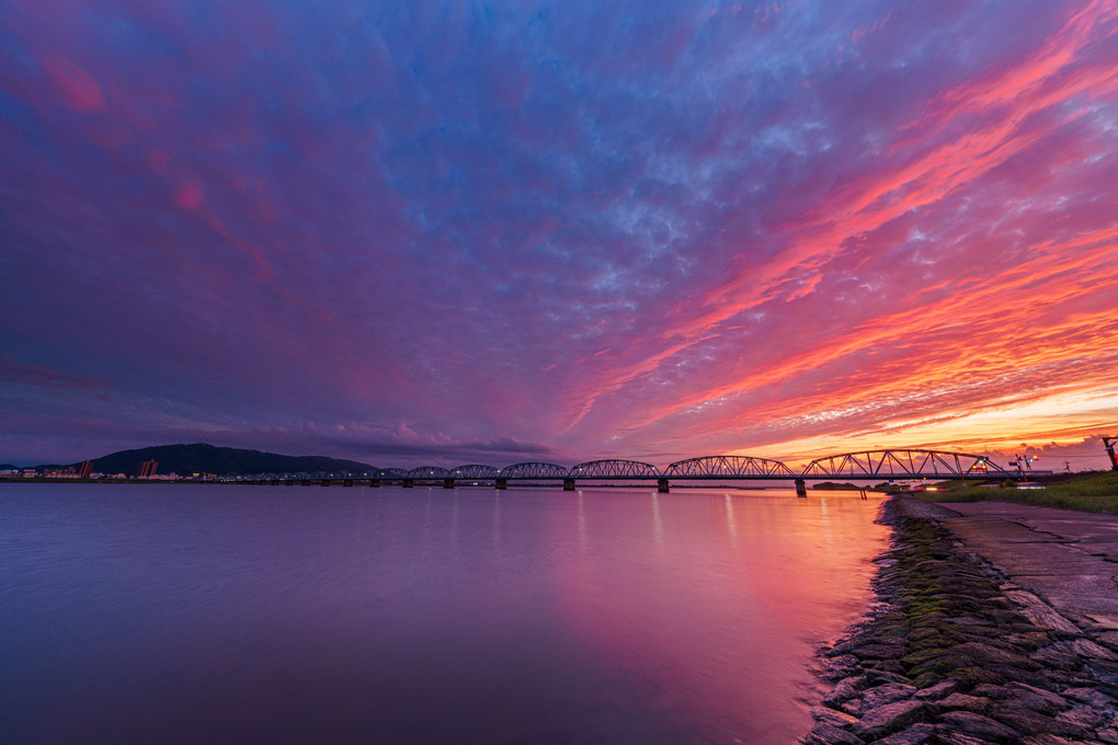 夕焼けの境目✨