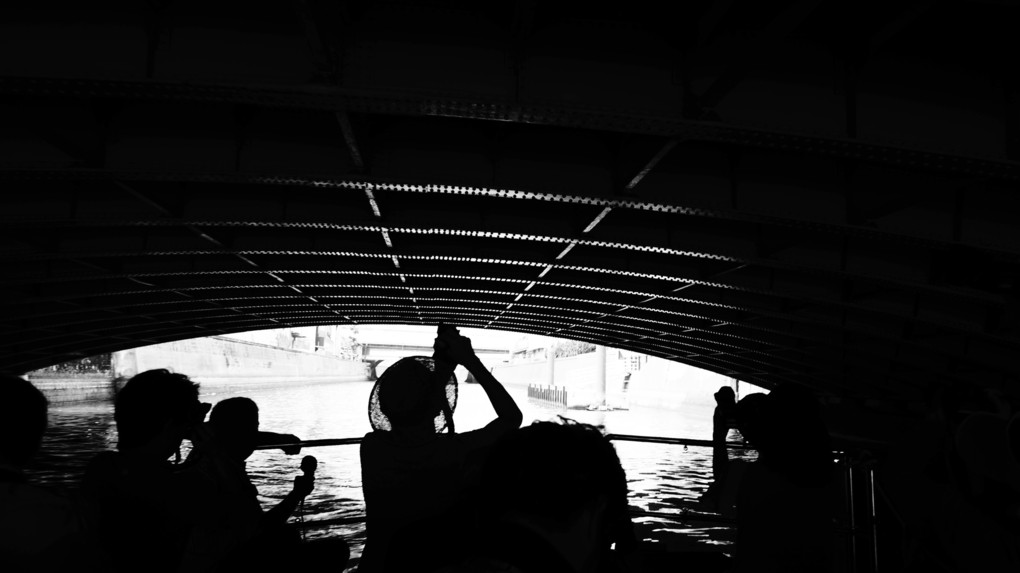 水の上からこんにちは　－日本橋クルーズ撮影体験会にて－