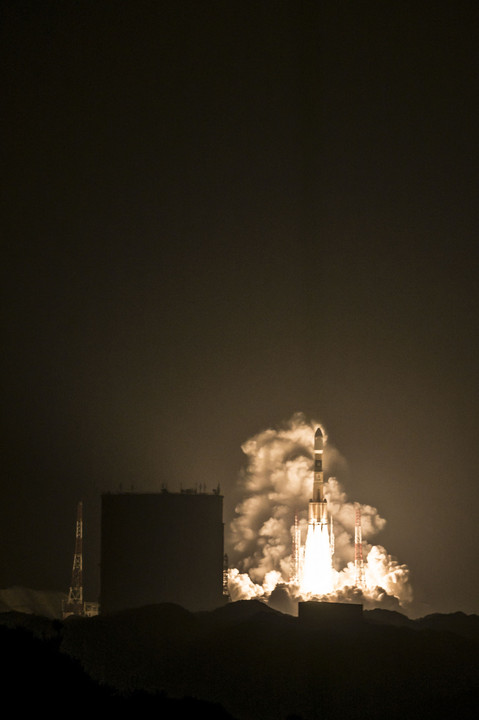 イザ、宇宙へ