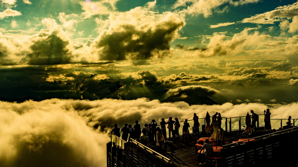 雲の上の世界に～SORA　terrace　～