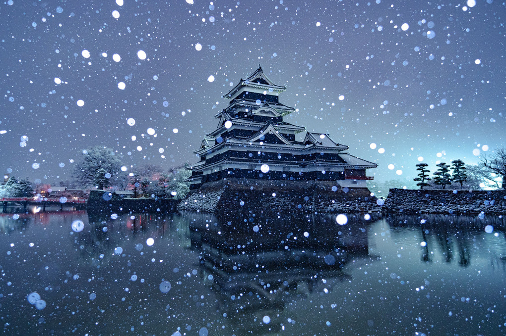 雪と氷と松本城