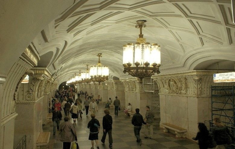 モスクワの地下鉄駅は綺麗です。