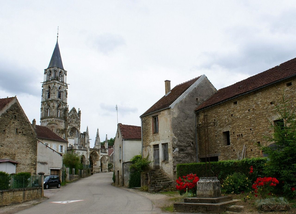 フランスのサン･ペール村の景色