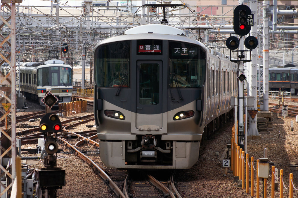 JR環状線の、大正駅と大阪駅で (^^♪