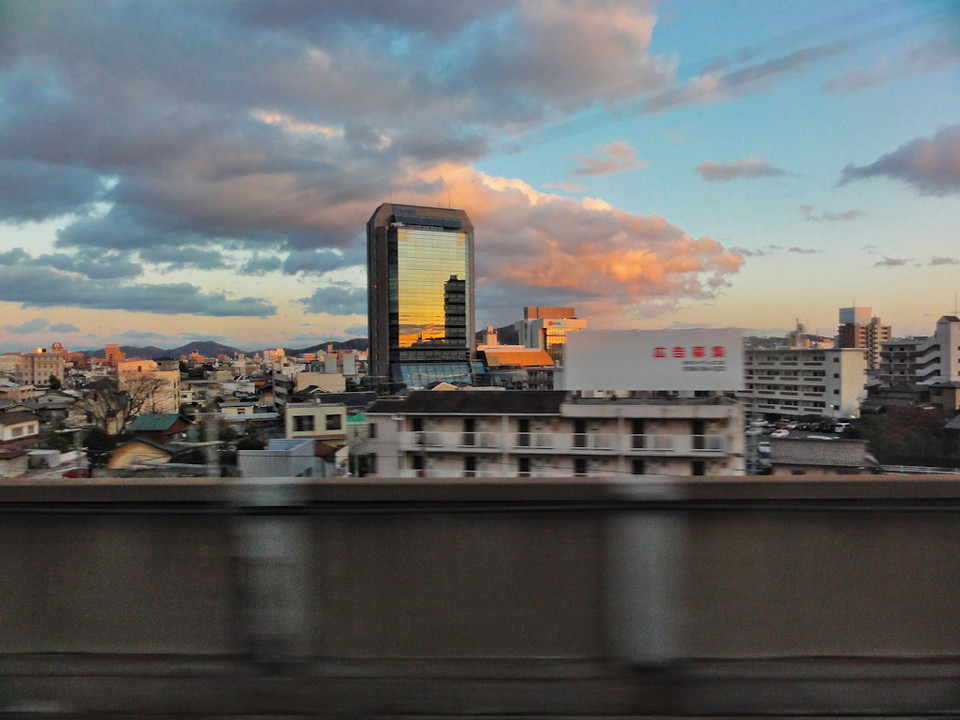 新幹線からみた夕景