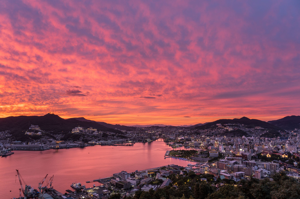 鍋管山からの夕景